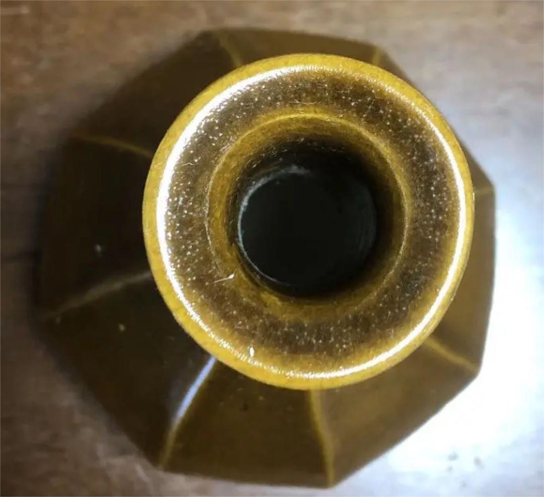 壺　八角面取瓶