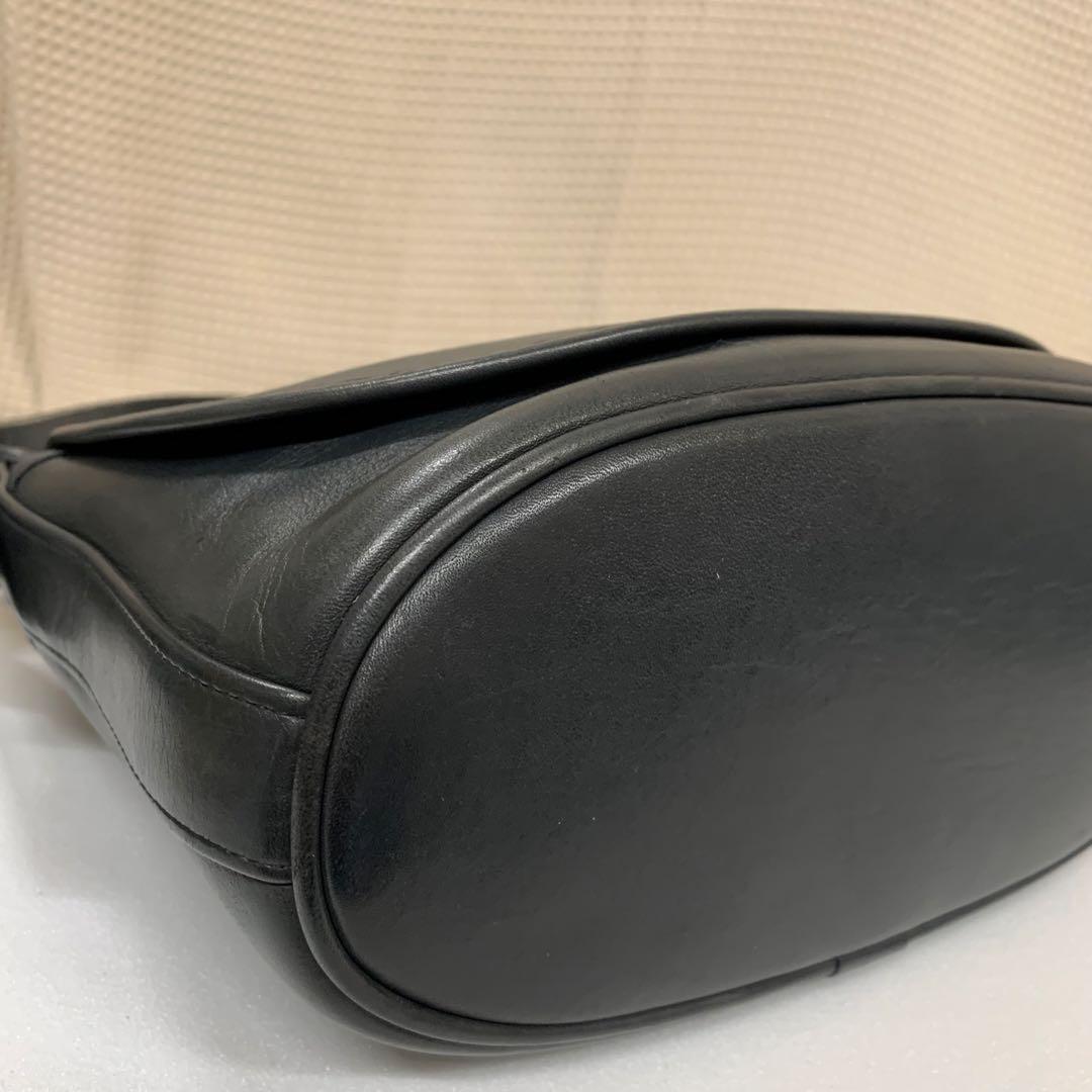 オールドコーチ ショルダーバッグ 4150 本革 ネイビー 金具 チャーム