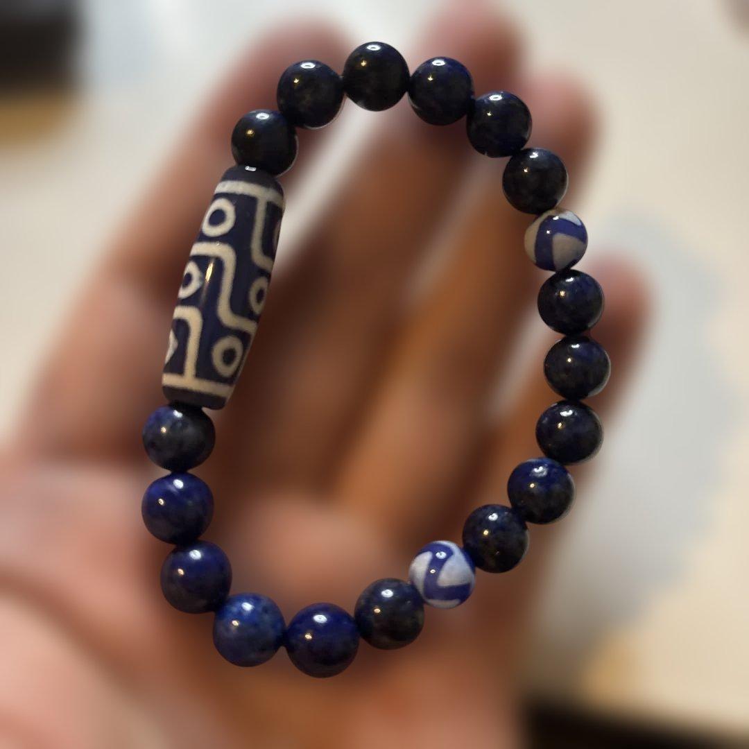 すごいパワーが入ってくる！九眼天珠と青玉髄天珠のブレスレット！