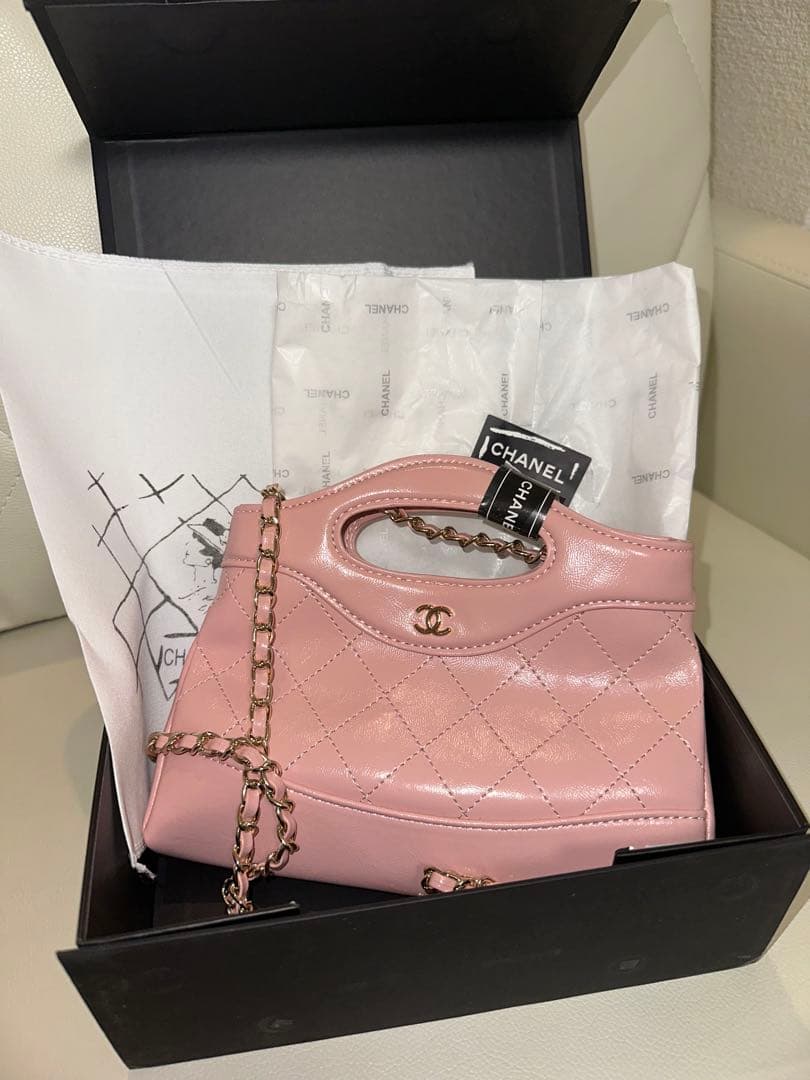 新品ノベルティ　 ショルダーバッグ　ゴールドチェーン　ピンク　RFIDタグあり