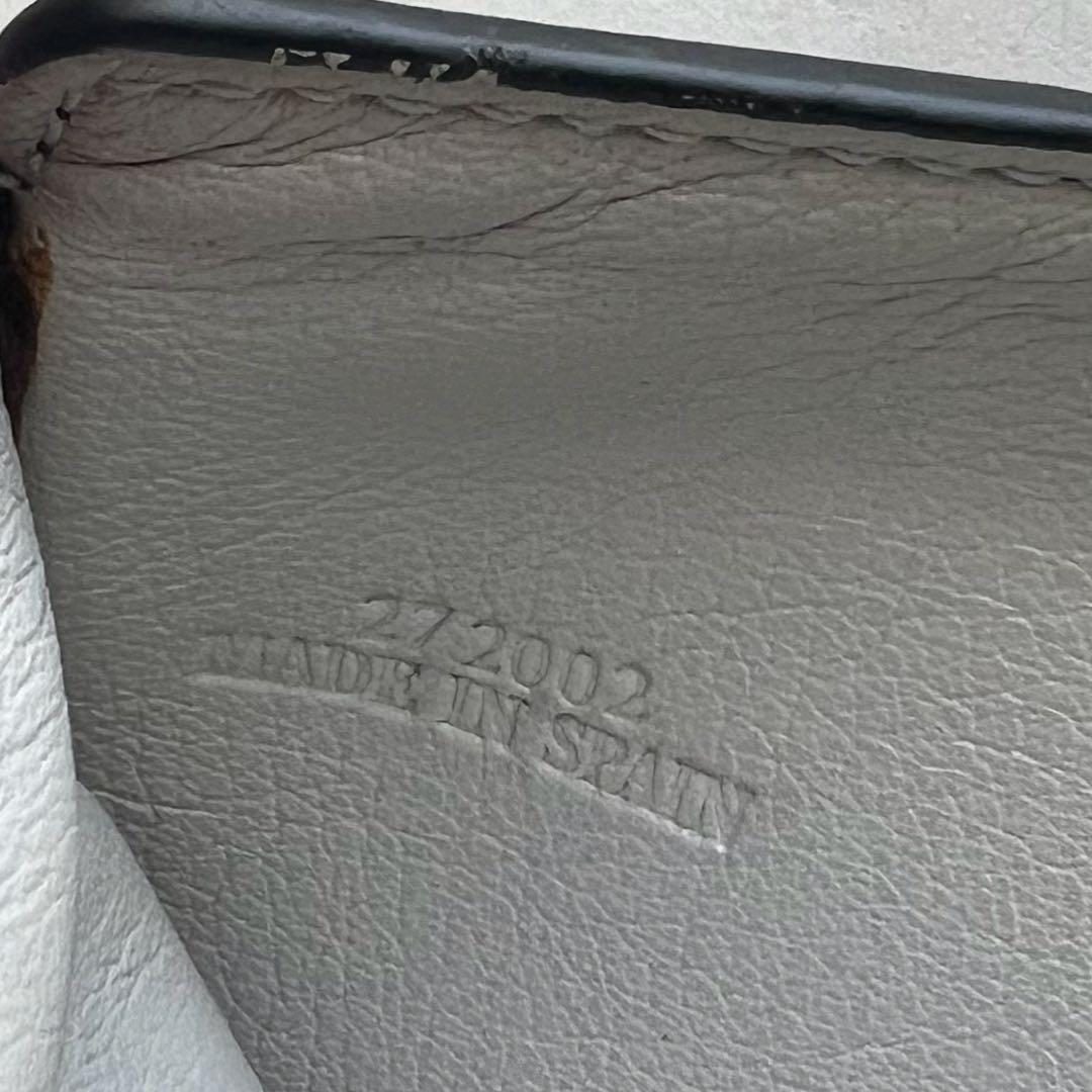 71 美品 LOEWE ロエベ 2つ折り財布