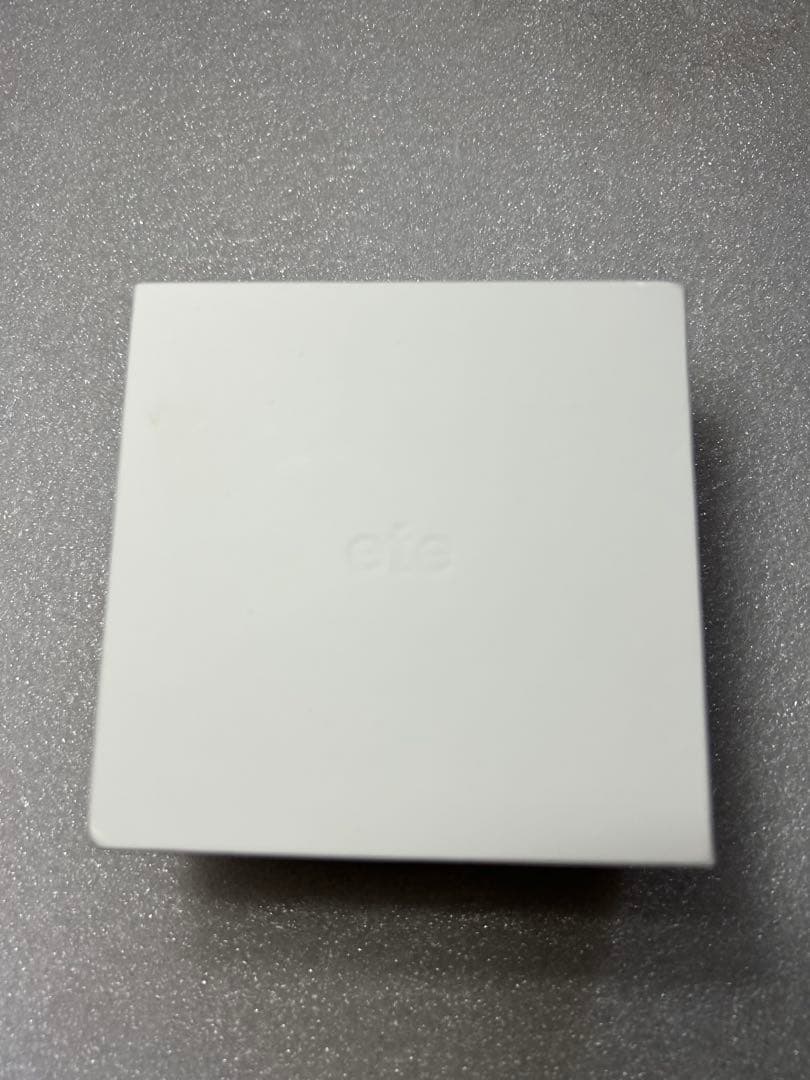 ete K10YG レイヤード ムーンストーン/ホワイトトパーズ リング