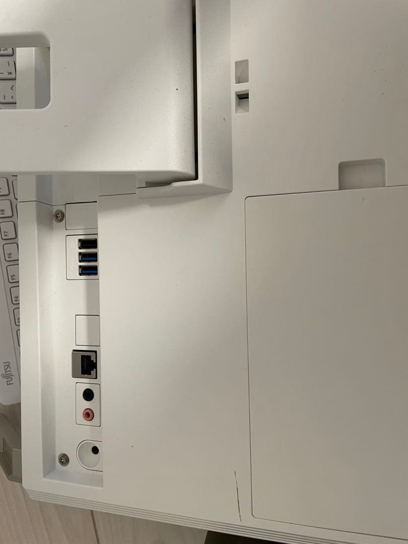 富士通 ESPRIMO Core i7搭載モデル 21.5インチワイド液晶