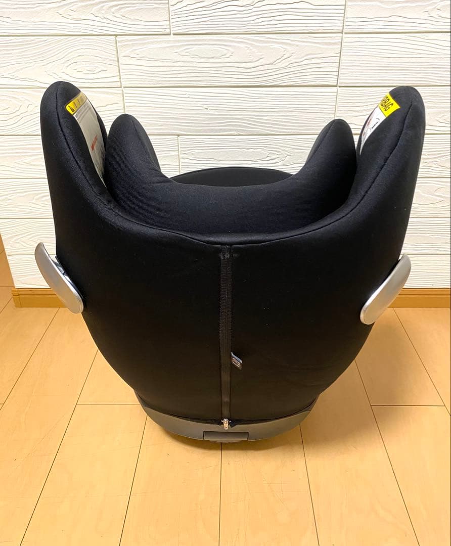 Cybex サイベックス Sirona シローナ　ISOFIX 回転式 ブラック