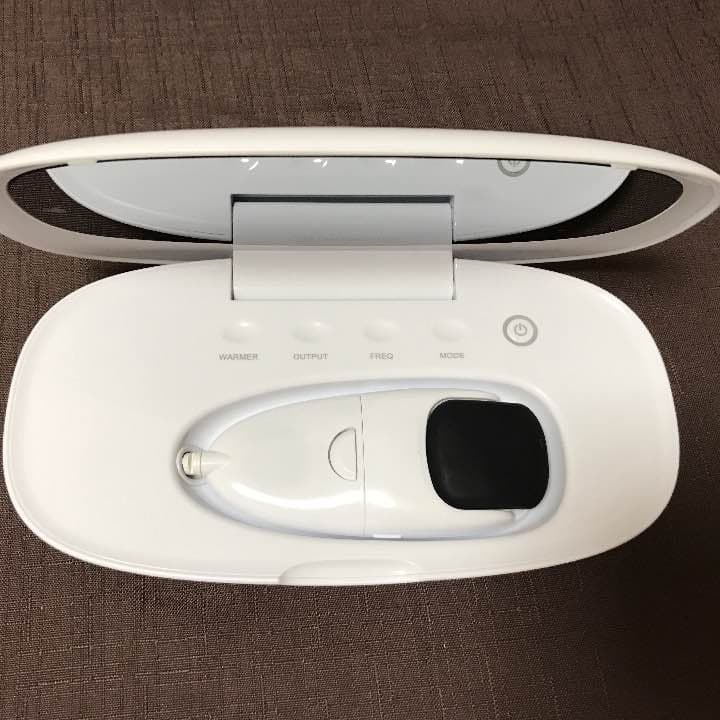 モイスティーヌIV 美顔器  化粧水付き