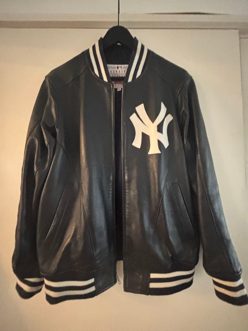 ら*ʔ様 supreme Yankees レザー　スタジャン