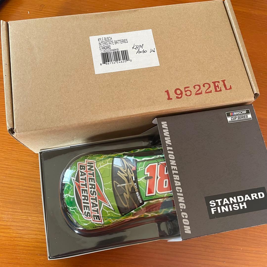 ナスカー 1/24 カイル ブッシュ インターステートバッテリー サイン2022