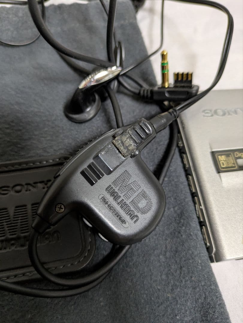 ポータブルプレーヤー SONY MD WALKMAN MZ-E50