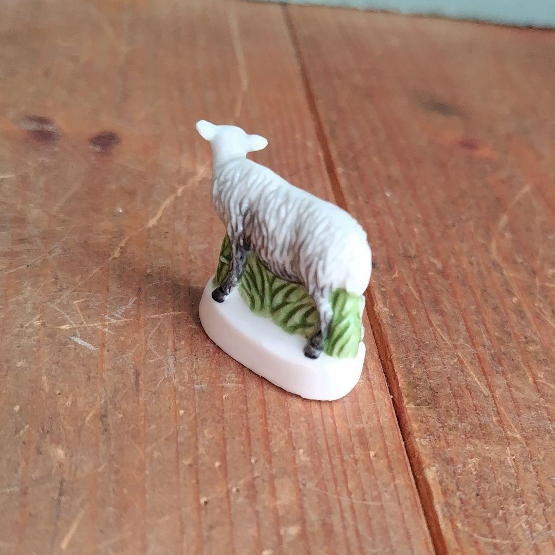 ビンテージフェーブ　農園　羊　フランス製ミニチュア雑貨ガレット陶器置物　シープ