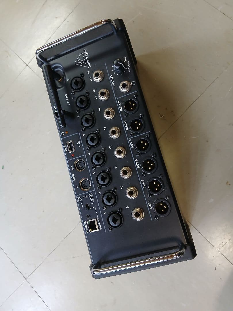 Behringer X AIR XR16デジタルミキサー