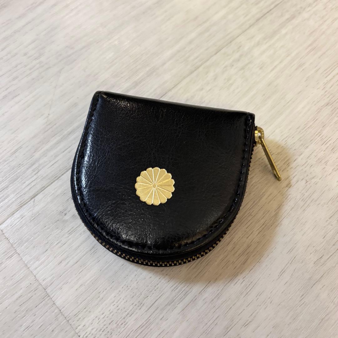 【新品未使用品】皇居限定 ブラック 馬蹄型小銭入 ケース　黒　財布