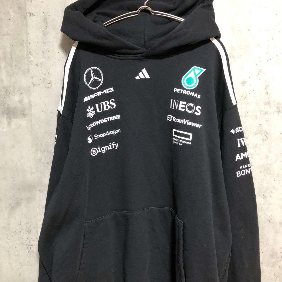 チーム メルセデス AMG ペトロナス アディダス F1 2025 パーカー