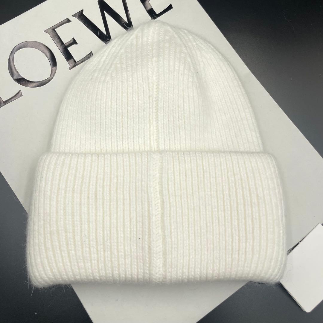 未使用★ロエベ　ニット帽　カシミヤ混　ロゴ　レディース　ホワイト