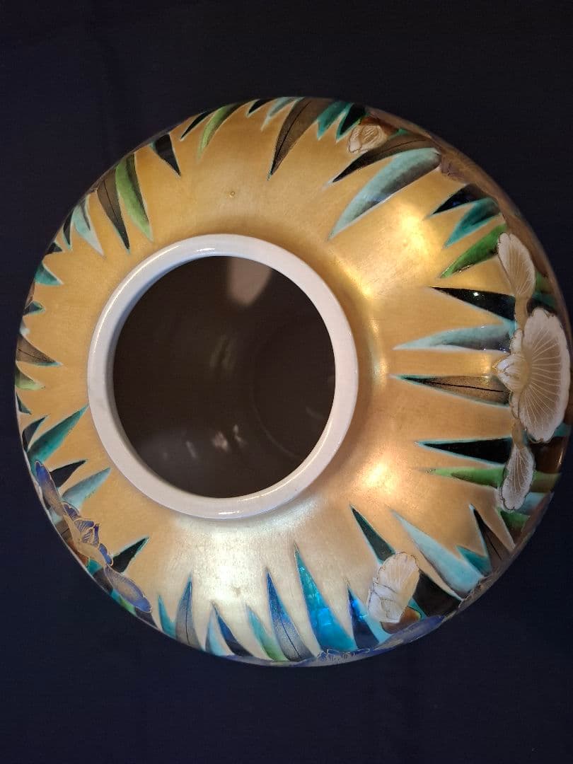 九谷焼山上陶洸大型花菖蒲金彩花瓶