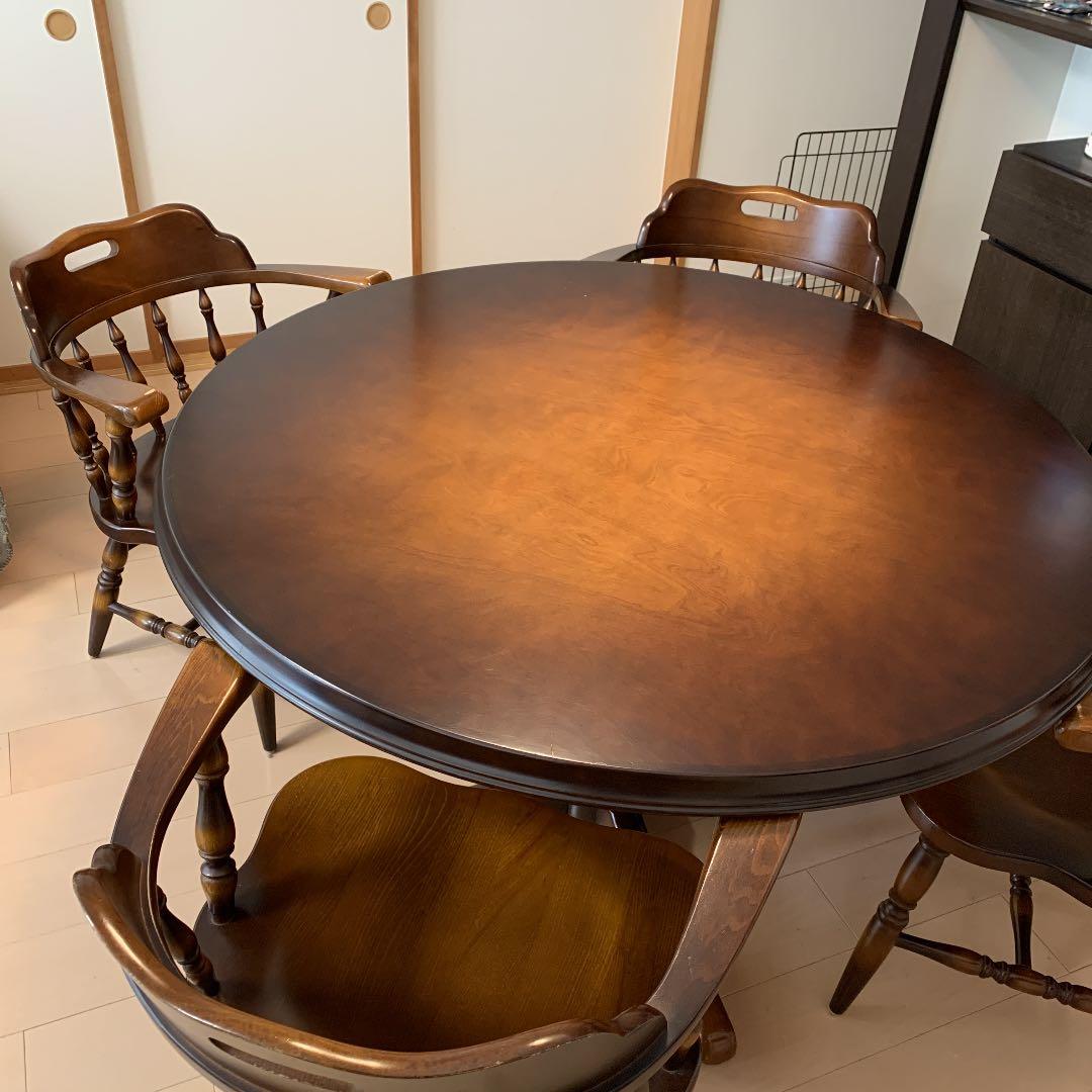 飛騨産業株式会社さんのキツツキマークあり　テーブル