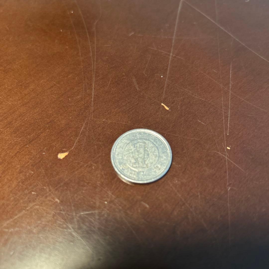 飛騨産業株式会社さんのキツツキマークあり　テーブル