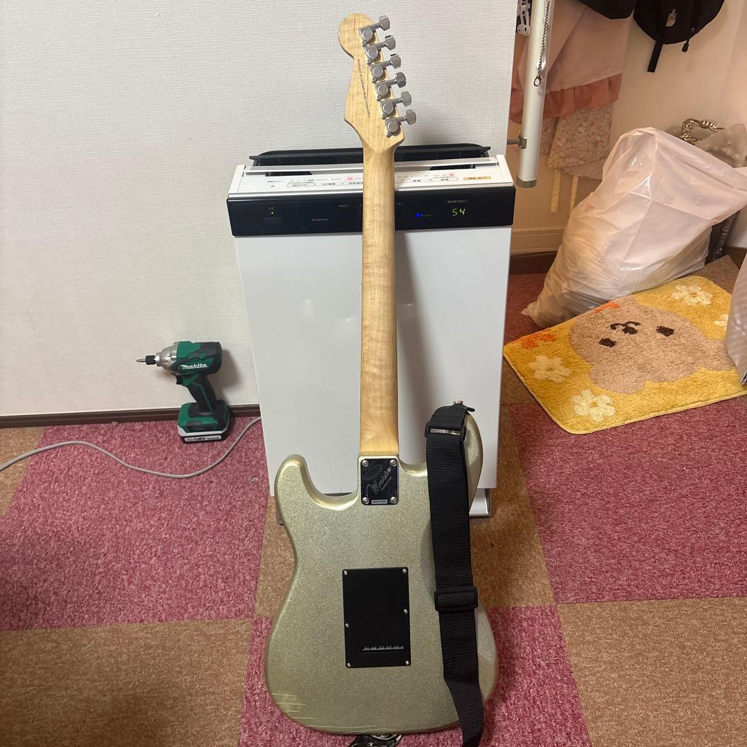 Mavis ストラトキャスタータイプ