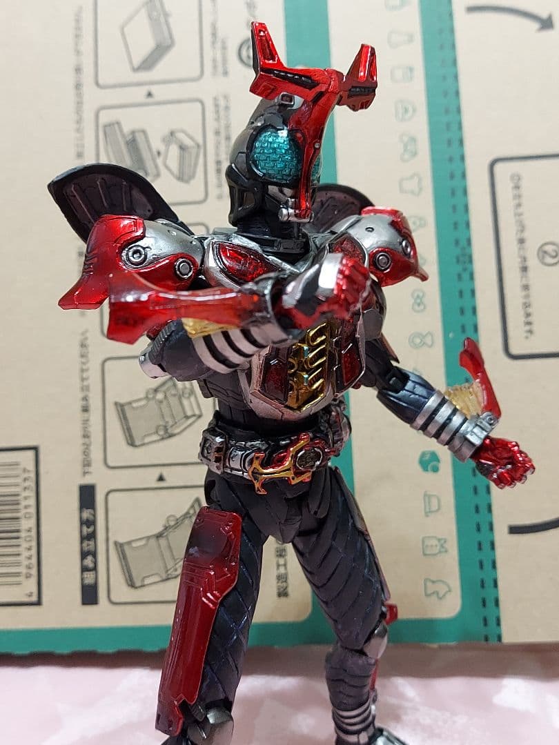 SIC 仮面ライダーカブト フィギュア バンダイ