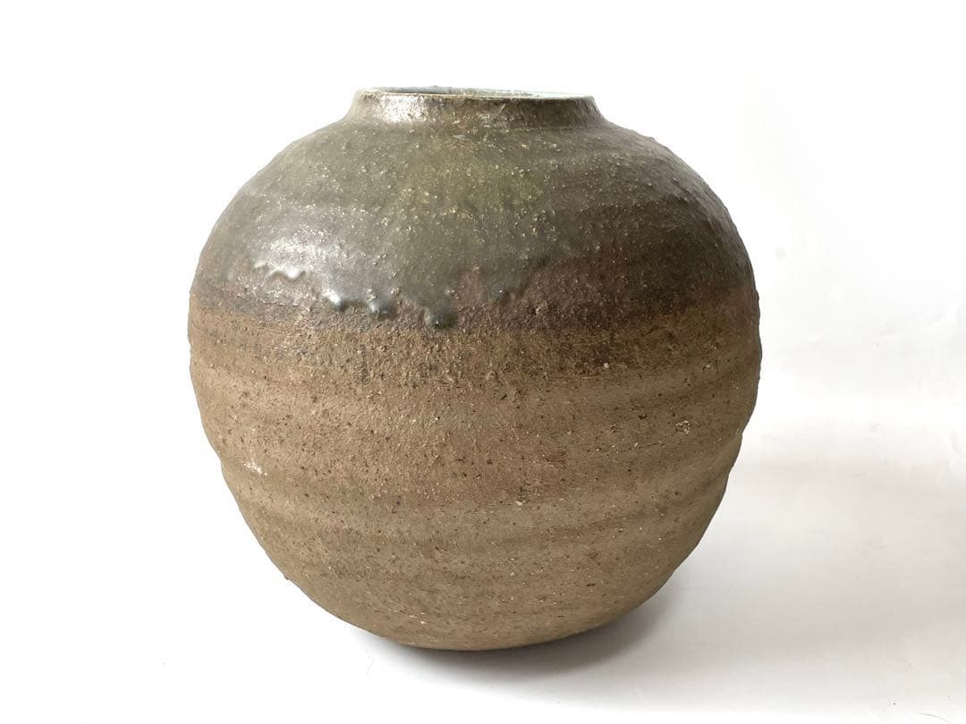 陶芸家　加守田章二　灰釉　丸壺　飾り壺　花器　花入　箱なし　益子焼