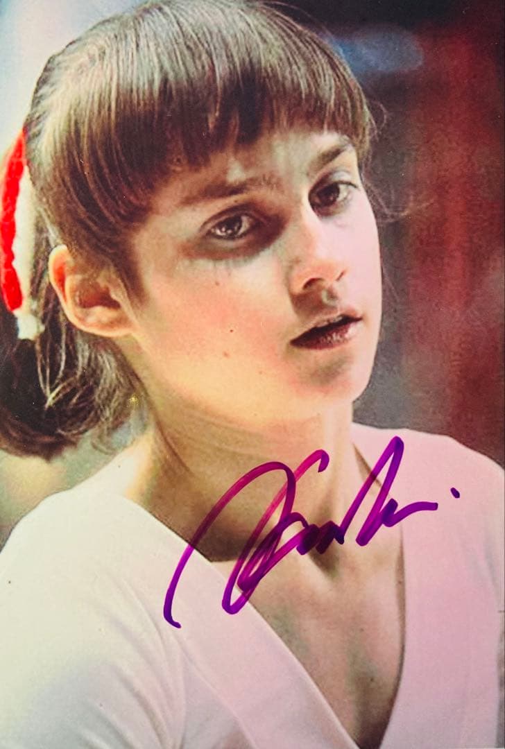 体操選手 ナディア・コマネチ 直筆サイン入り写真 金メダリスト 白い妖精　tt