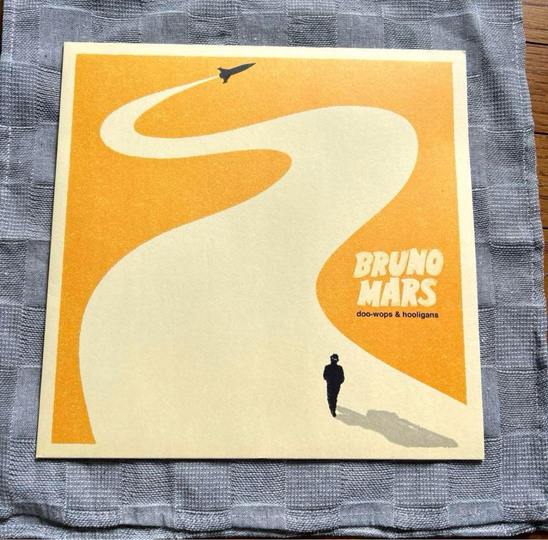 【まとめ売り】　レコード三枚　Tyler、Bruno Mars、Travis