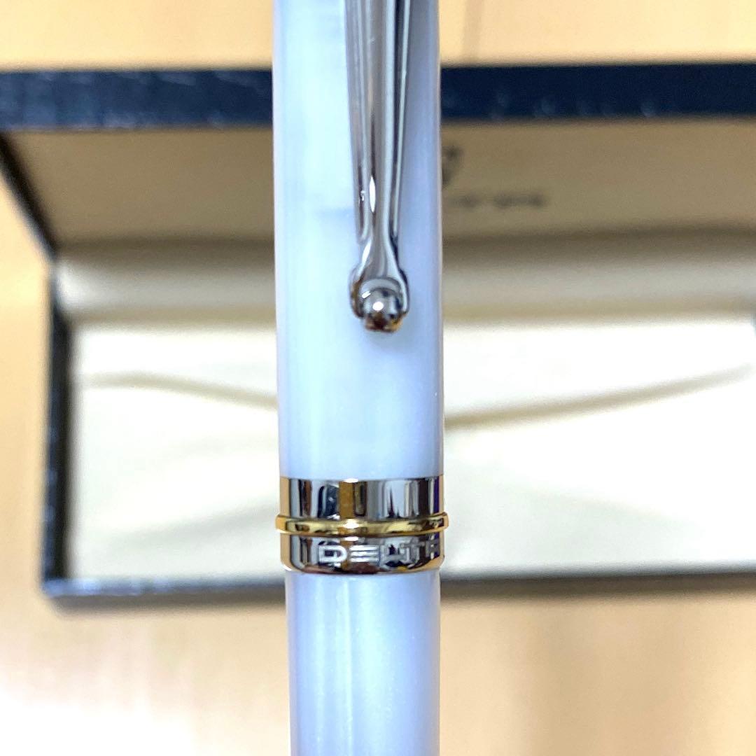 デルタボールペン