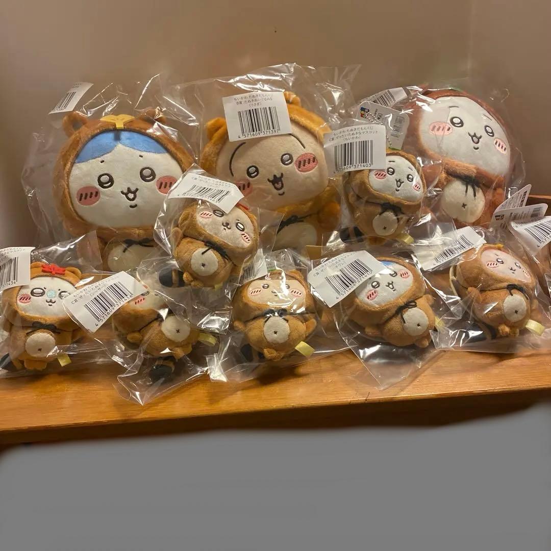 新品未使用！ちいかわたぬきだもんくじB賞3種Ｃ賞8種コンプリートセット計11個。