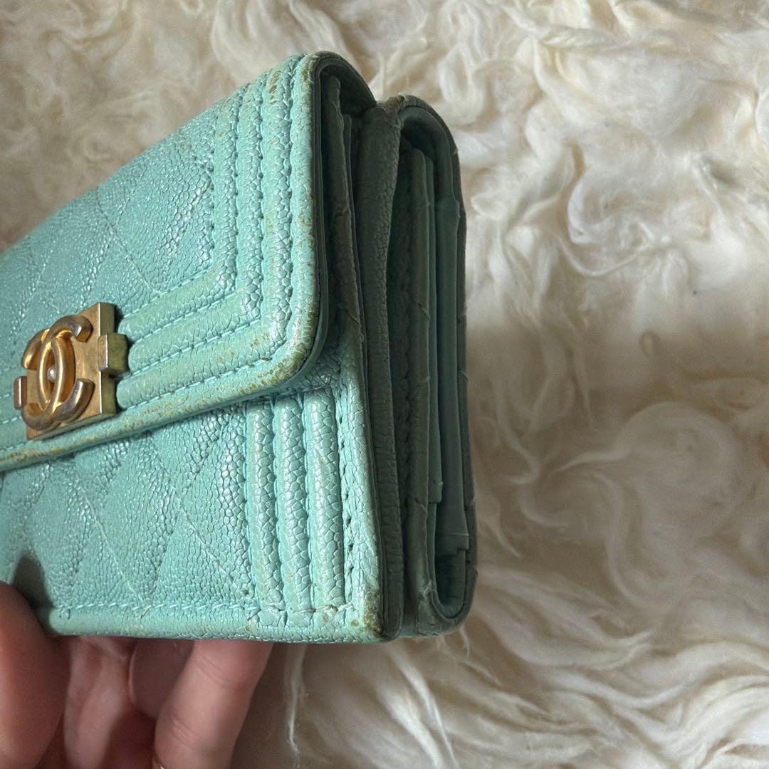 CHANEL キャビアスキンブルーグリーン ボーイシャネル 財布
