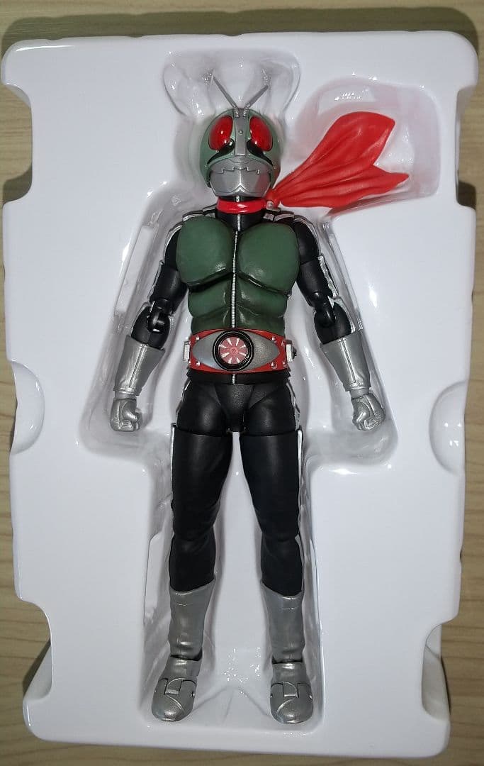 S.H.Figuarts(真骨彫製法) 仮面ライダー新1号(初販版)