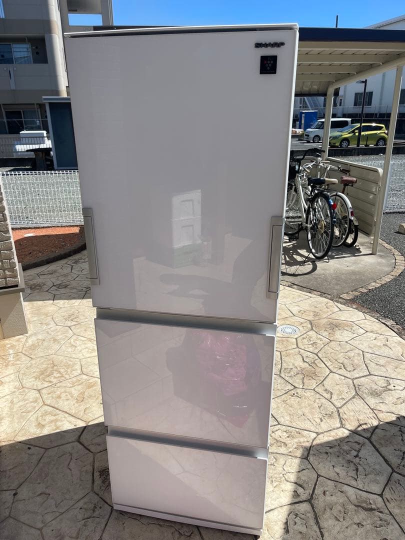 引き取り限定SHARP 2018年 356L 両開き自動製氷SJ-GW36D-W