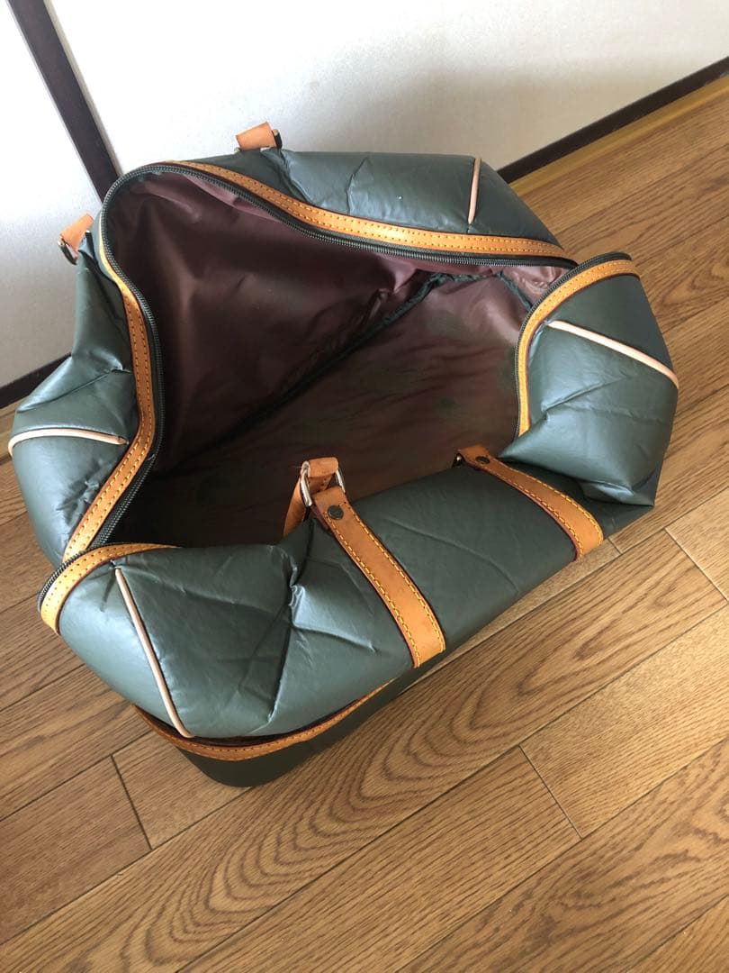 ボストンバッグ グリーン レザーアクセント