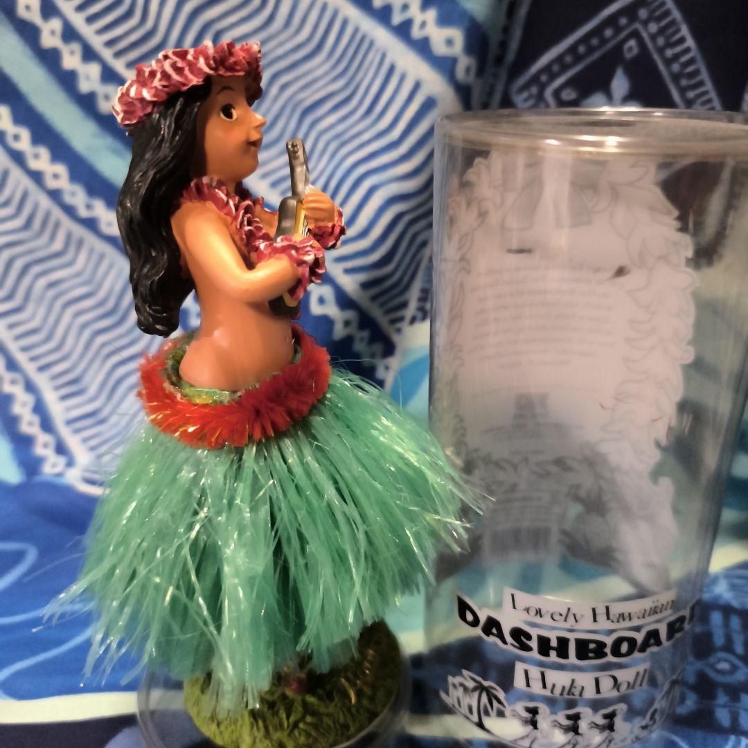 HulaDollダッシュボード用フラドール緑w/ ウクレレ