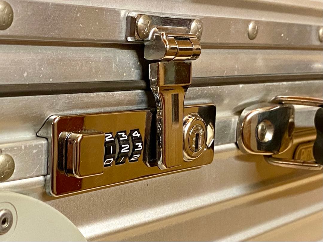 【希少】RIMOWA CLASSIC FLIGHT リモワ　スーツケース