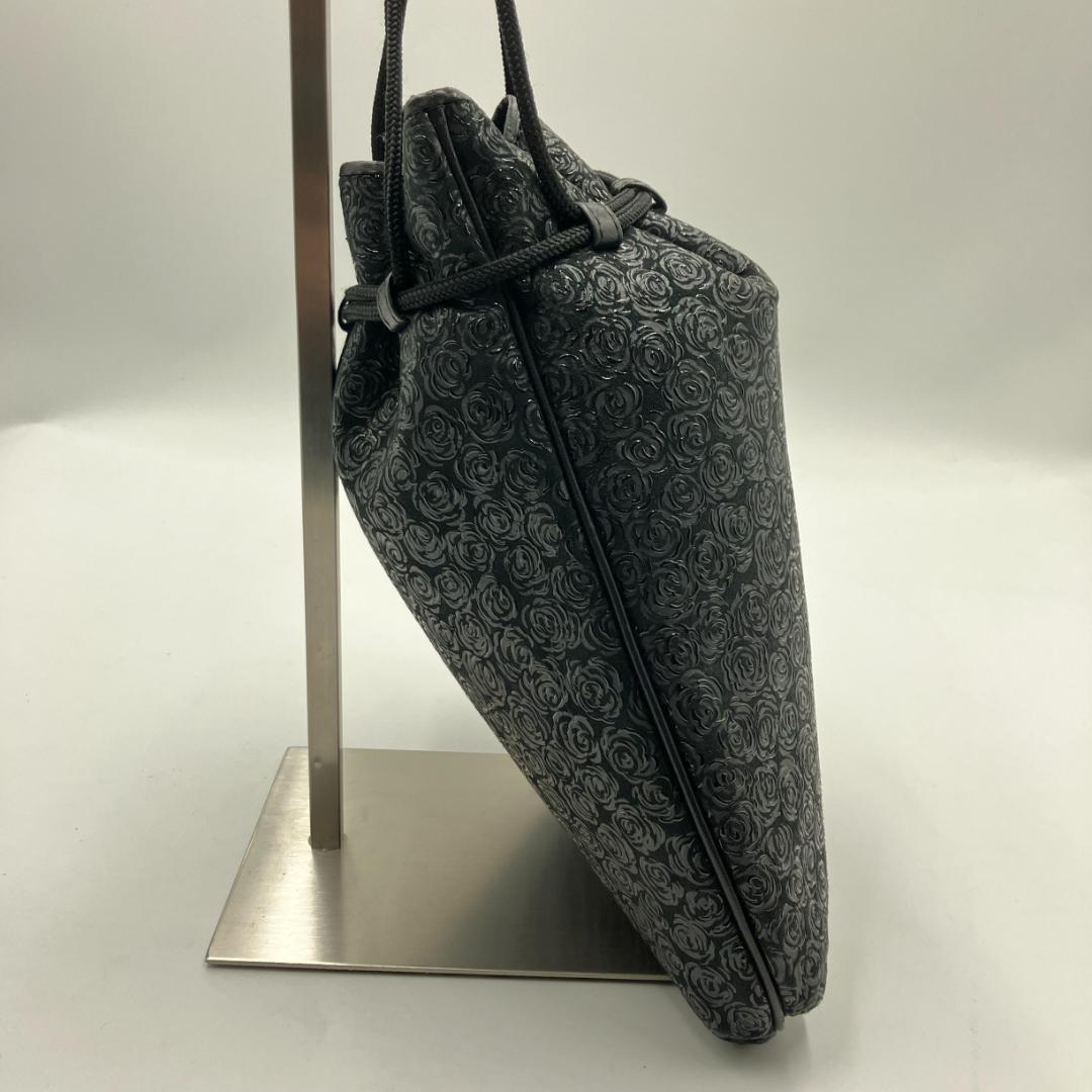 【千恵子】印傳屋 ローズ柄 花柄 巾着バッグ 鹿革 ディアスキン 黒