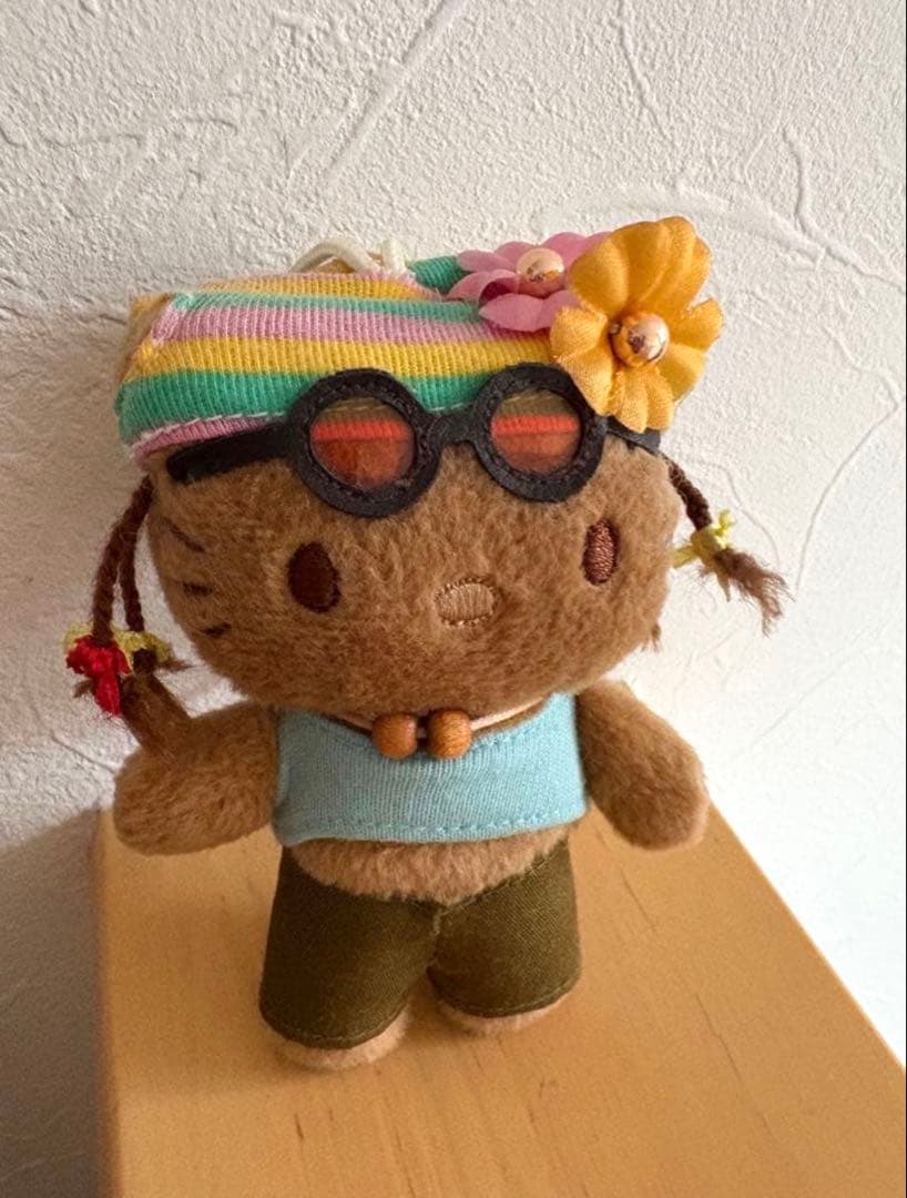 激レア！日焼け　ハローキティ　レゲエ　ぬいぐるみ　マスコット　2001