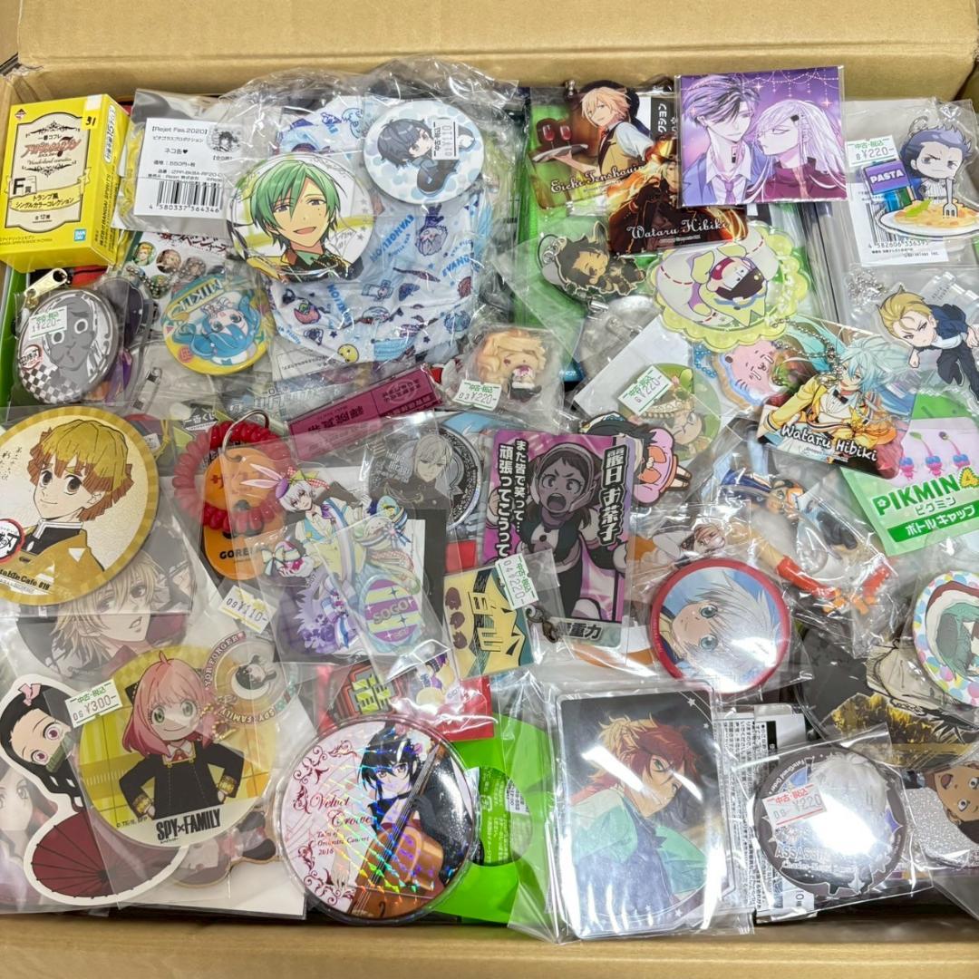 大量 まとめ売り アニメ キャラ アイドル グッズ 雑貨詰め合わせ K017