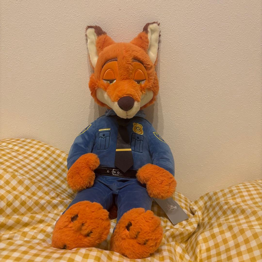 ニック・ワイルド ぬいぐるみ うとうと ディズニーストア ニック ズートピア