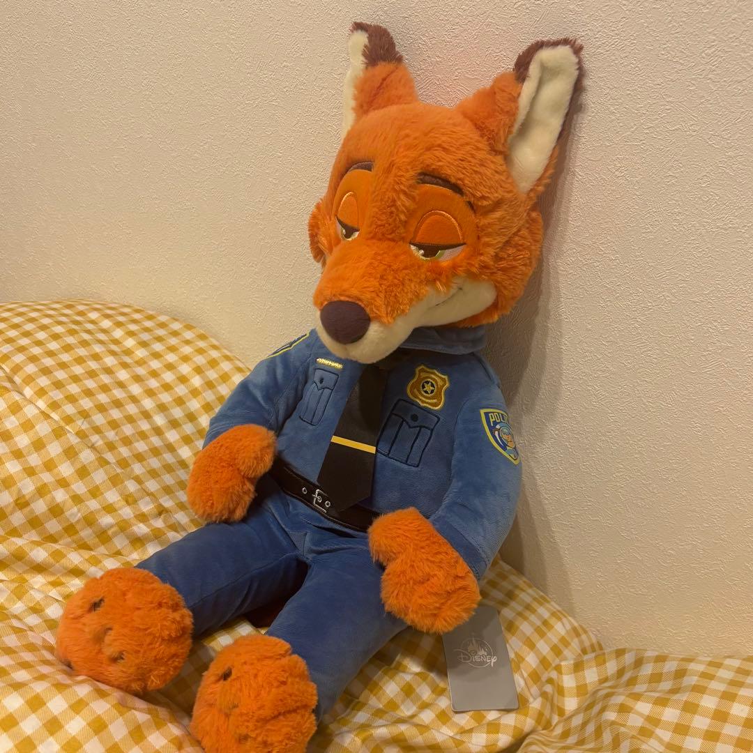 ニック・ワイルド ぬいぐるみ うとうと ディズニーストア ニック ズートピア