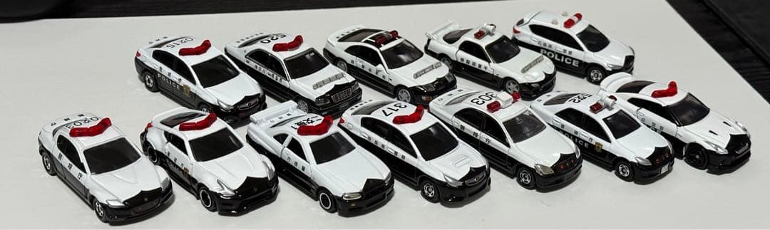 トミカ　パトカー　交通機動隊セット
