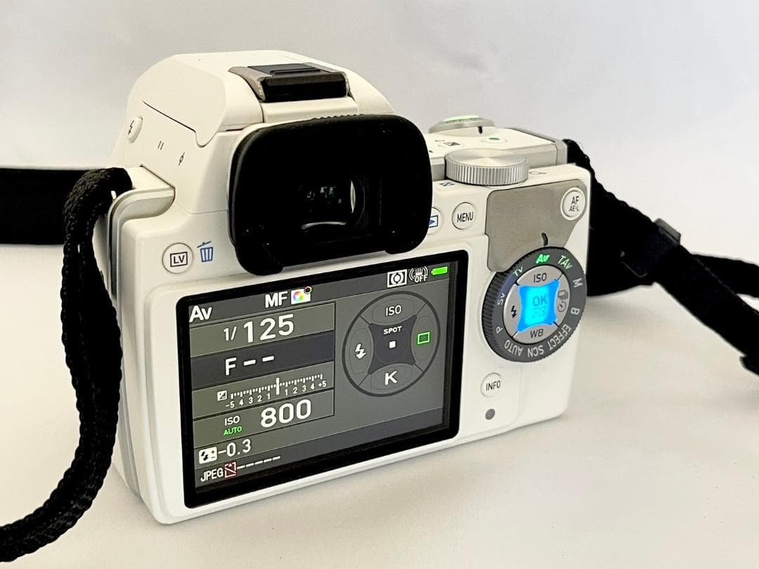 PENTAX K-S1 300ダブルズームキット + 50mm単焦点レンズ