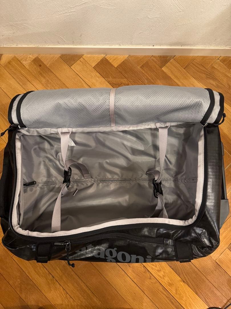 パタゴニア　ブラックホール　キャリー　40L