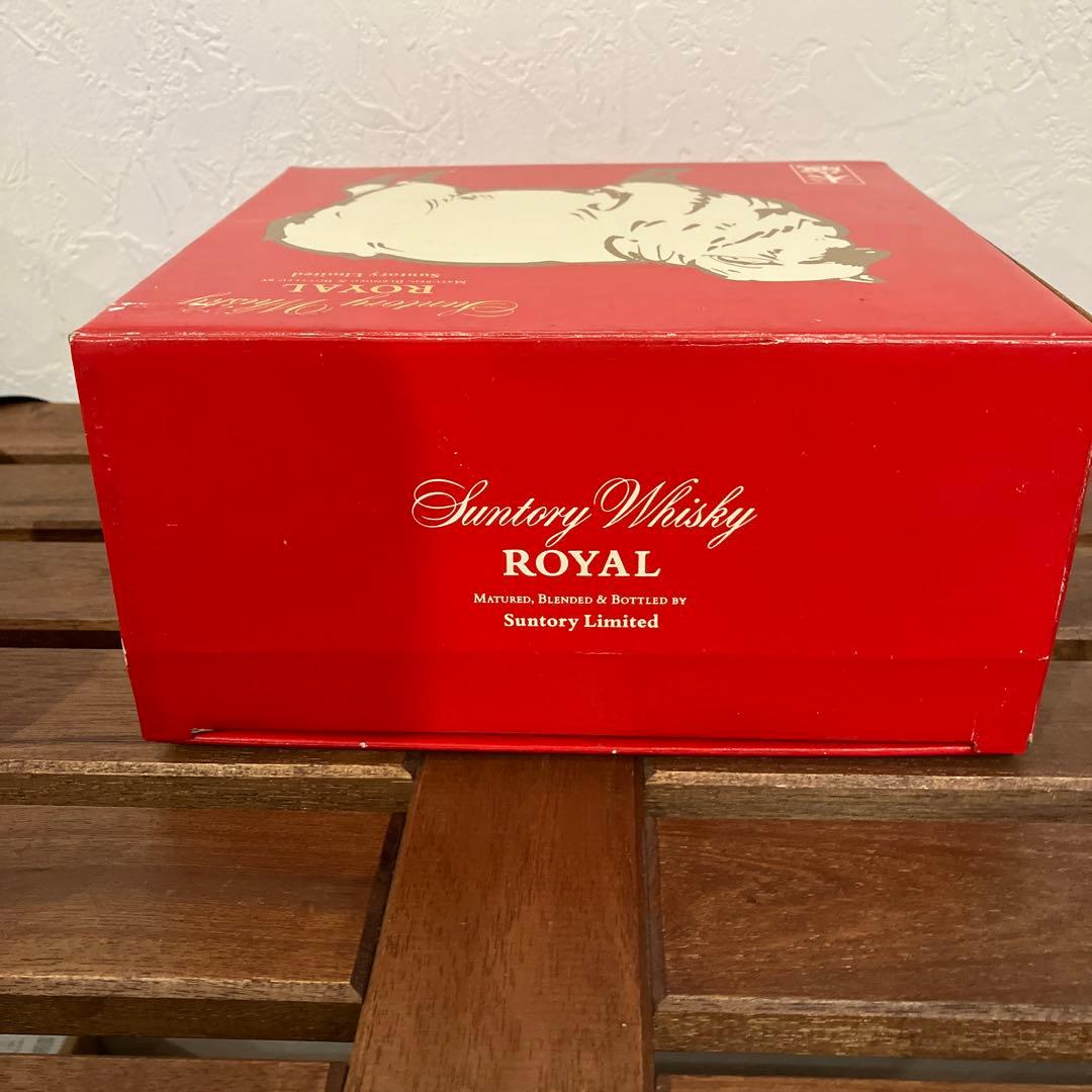 未開封　サントリーウイスキー ロイヤル　600ml アルコール43%
