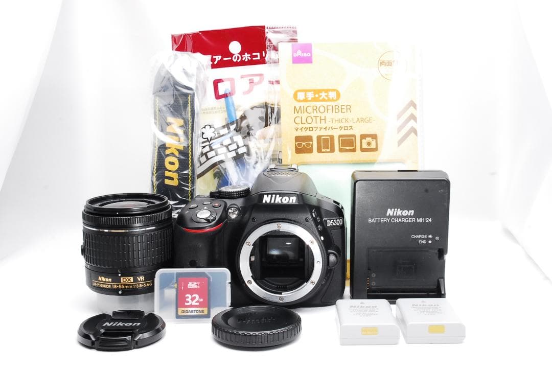 ♥ Nikon D5300 ♥新型レンズ♥初心者おすすめ♥ 一眼レフカメラ