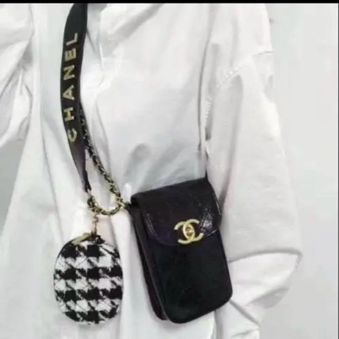 非売品 シャネル ノベルティ スマホポーチ ミニバッグ 斜め掛け