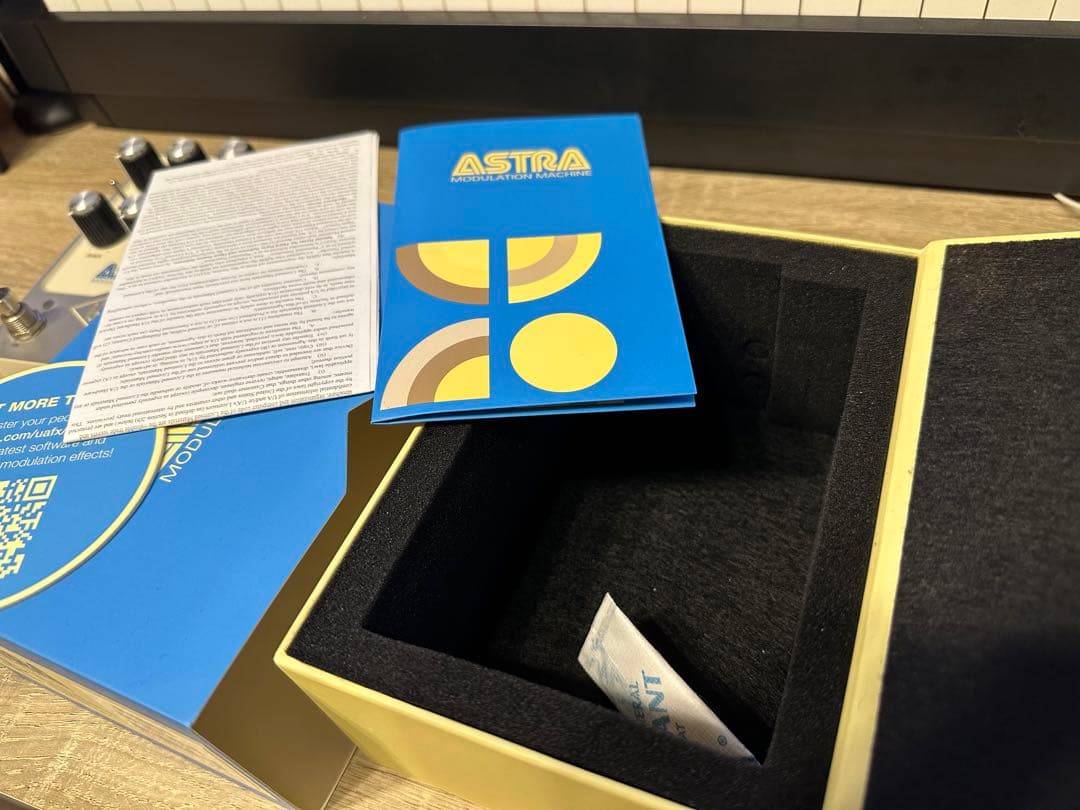 ギター Universal Audio UAFX ASTRA