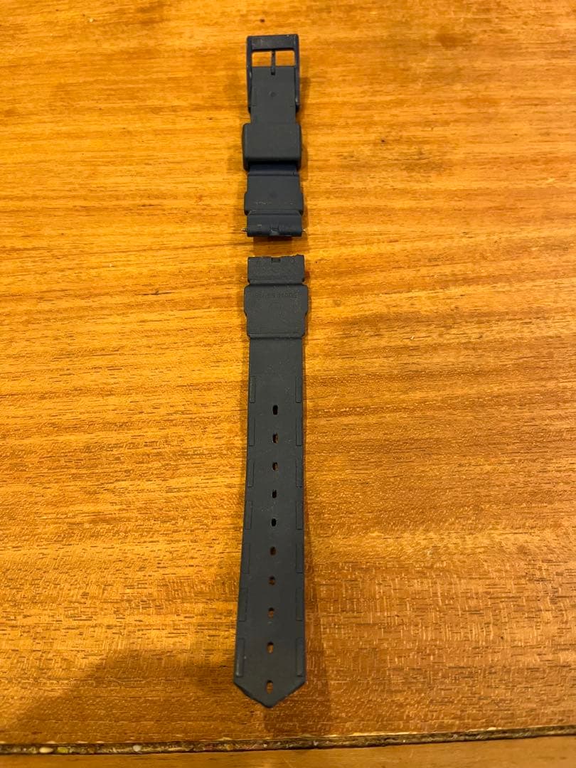 タグホイヤのフォーミュラ1 純正ベルト18mm メンズ用　ブルー