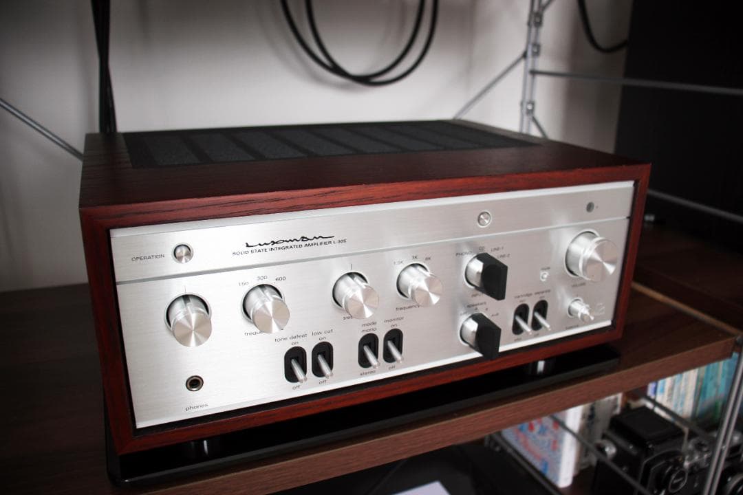 ラックスマンLUXMANプリメインアンプ　L-305