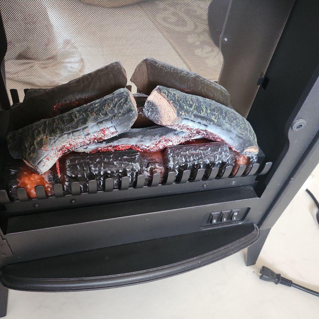 暖炉チックな電気ヒーター