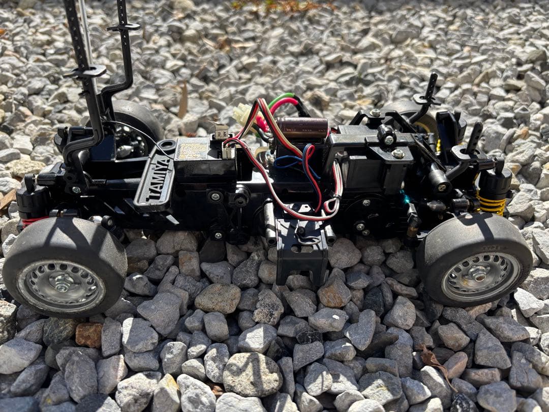 スズキ スイフト ラジコンカー イエロー