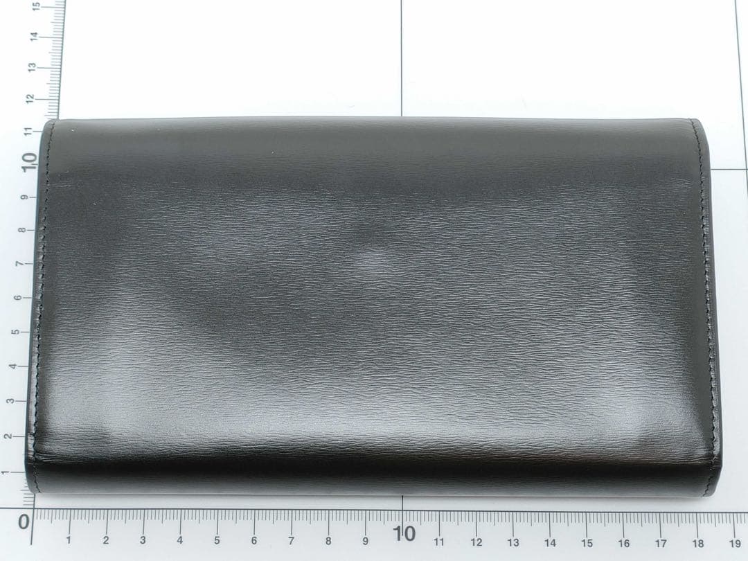 正規品 カルティエ パンテール 三つ折り長財布 黒 箱付